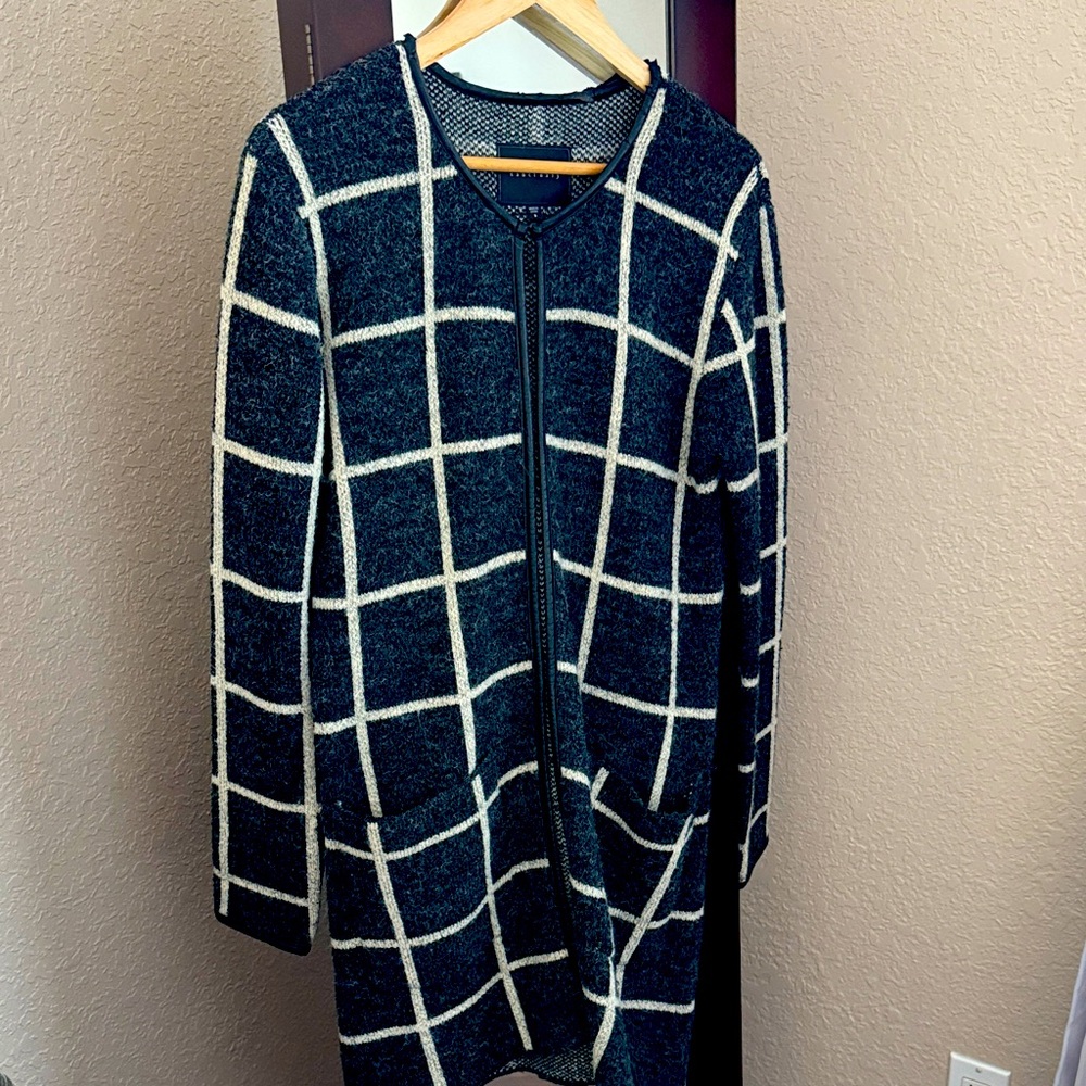 Elegant and comfortable Black and White Plaid Coat by Sanctuary